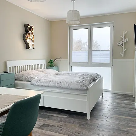 - Wildecker Ferienbutze * Honebach