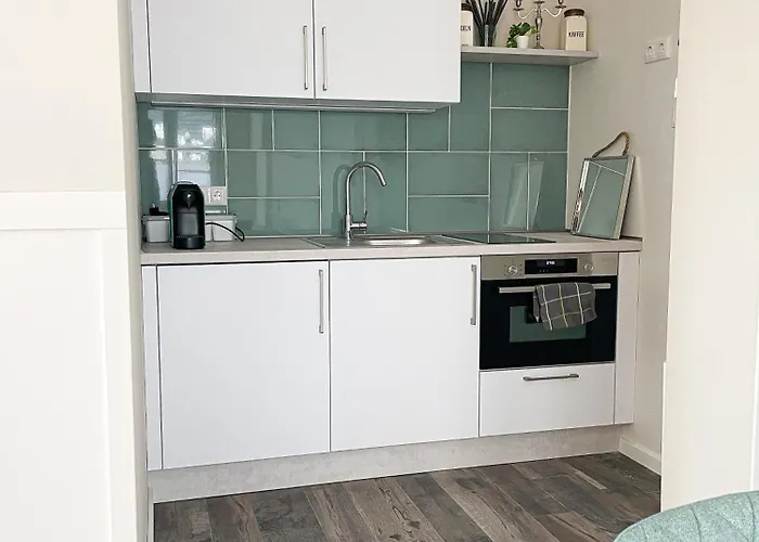 - Wildecker Ferienbutze Honebach